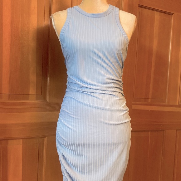 NWT, Lavishly Paris Women’s Baby Blue Ruched Midi Dress. - Picture 10 of 16